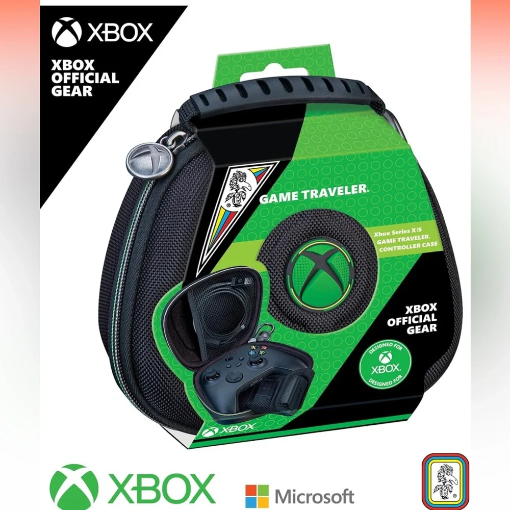 Game Traveler Case - Black and Green